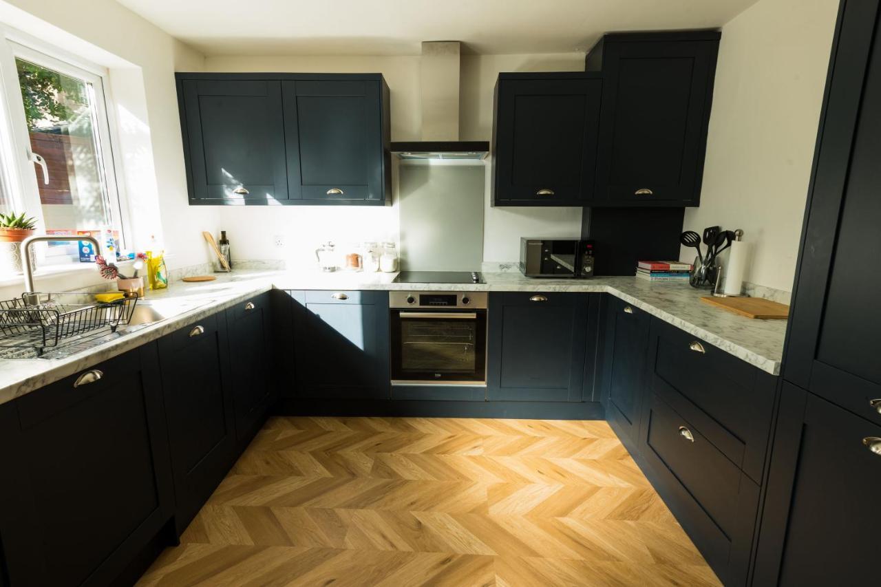 Amazing New 3 Double Bed House In Staple Hill! Apartment Bristol Luaran gambar