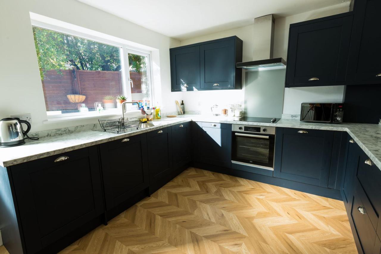 Amazing New 3 Double Bed House In Staple Hill! Apartment Bristol Luaran gambar